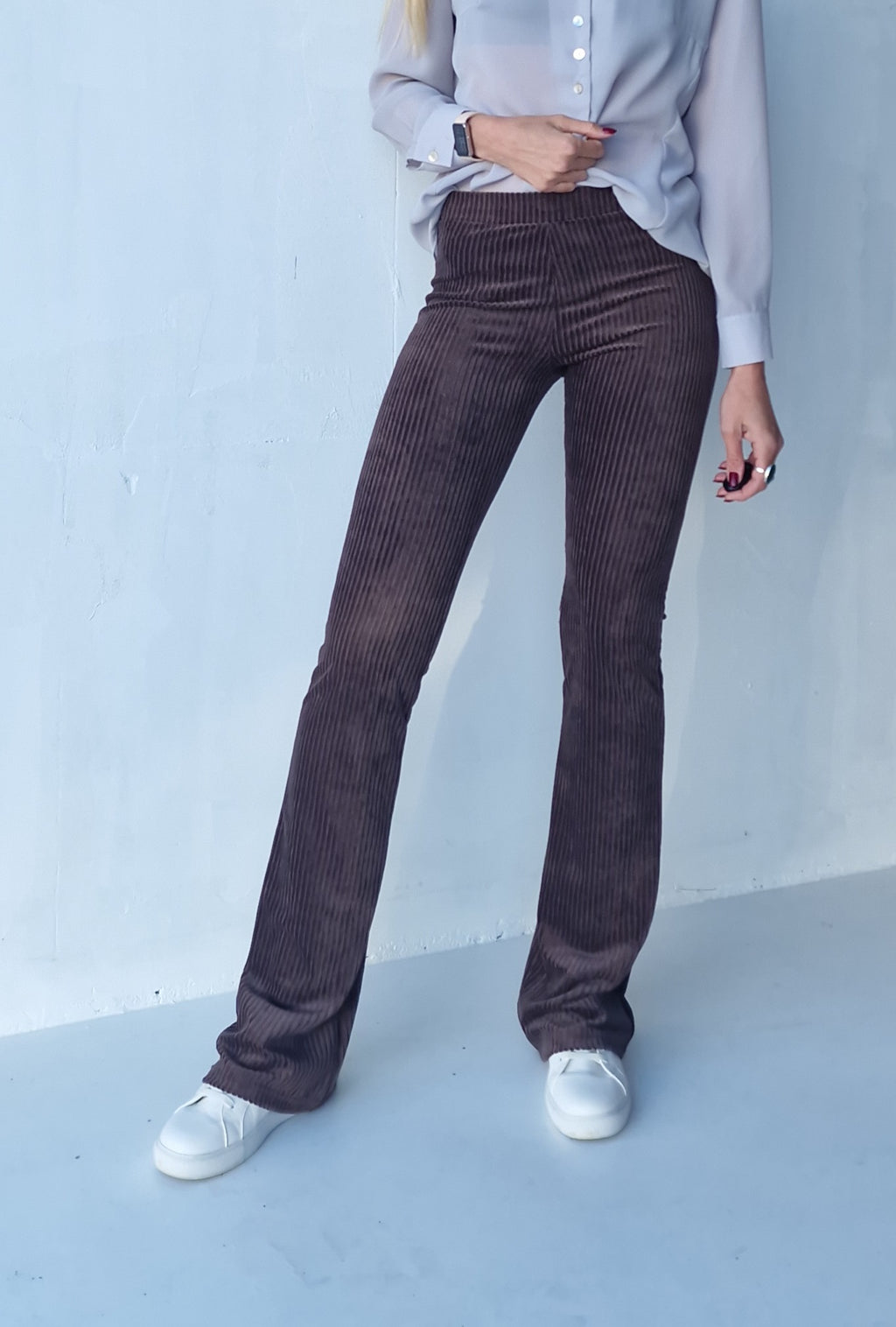 Flared | rib dark chocolate | TALL