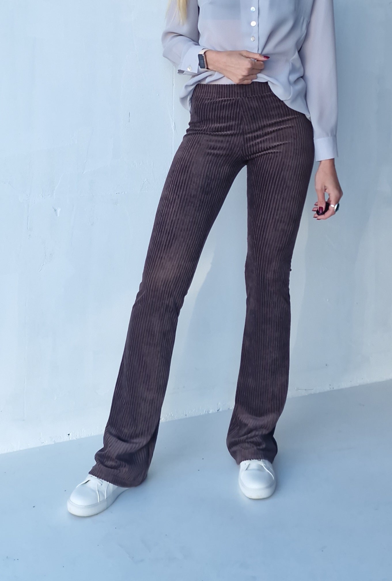 Flared | rib dark chocolate | TALL