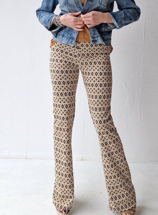 Extra lange flared broek | beige print | tall | Lengtemaat 32, 34 en 36