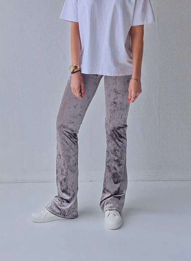 Extra lange flared broek | velvet taupe | tall | Lengtemaat 32, 34 en 36