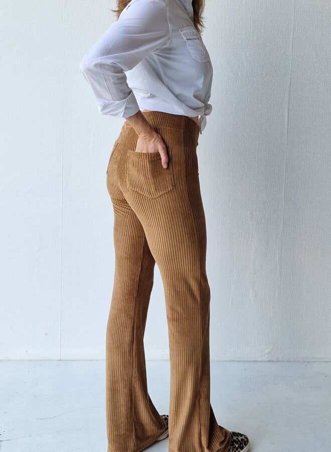 Extra lange flared legging | bruin | tall | Lengtemaat 32, 34 en 36