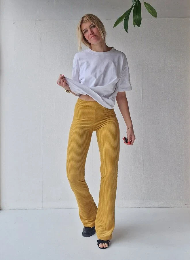 Extra lange flared legging | rib oker | tall | Lengtemaat 36