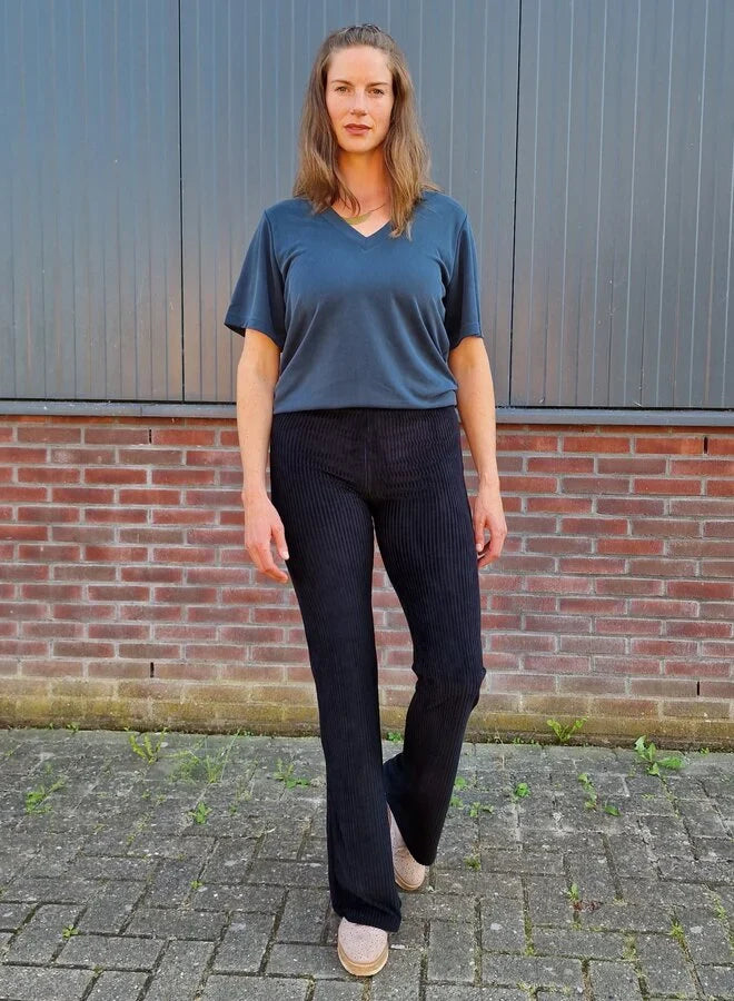 Extra lange flared legging | rib | zwart | tall | lengtemaat 36