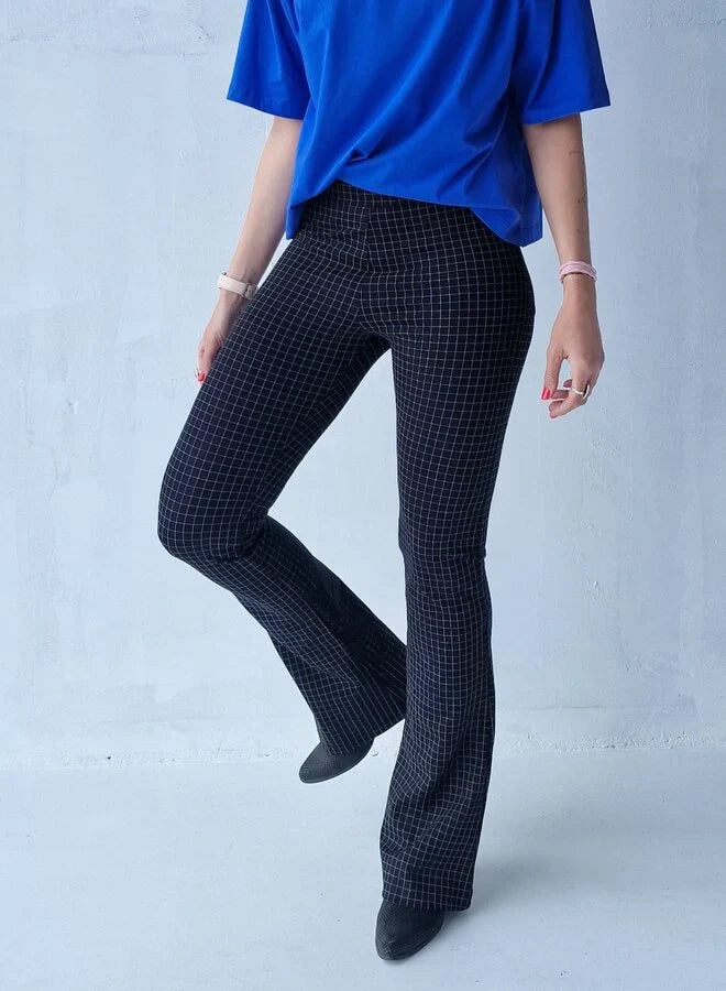 Extra lange flared pants | blokjes zwart/wit | tall | Lengtemaat 36