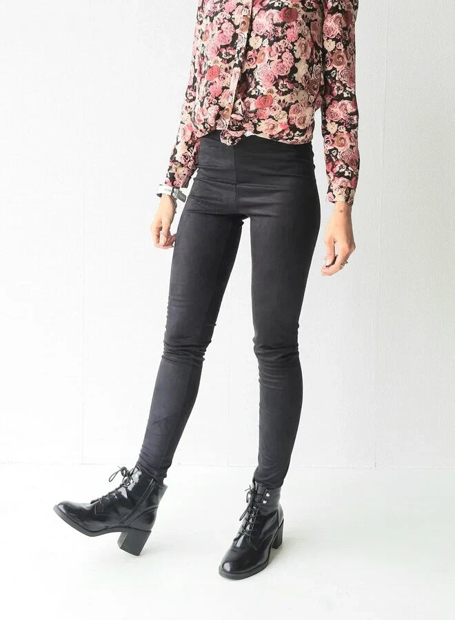 Extra lange legging suedelook zwart |tall | lengtemaat 36