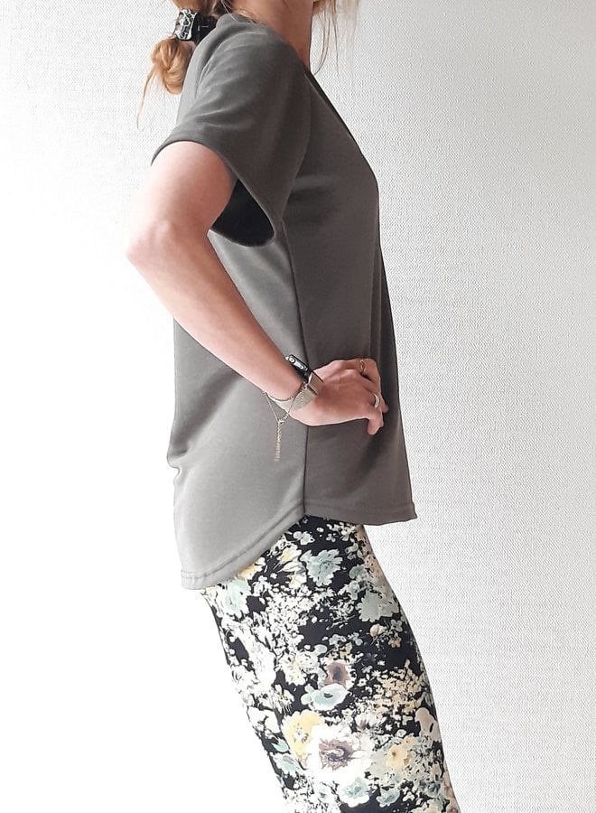 V-hals shirt Charlie | olijfgroen